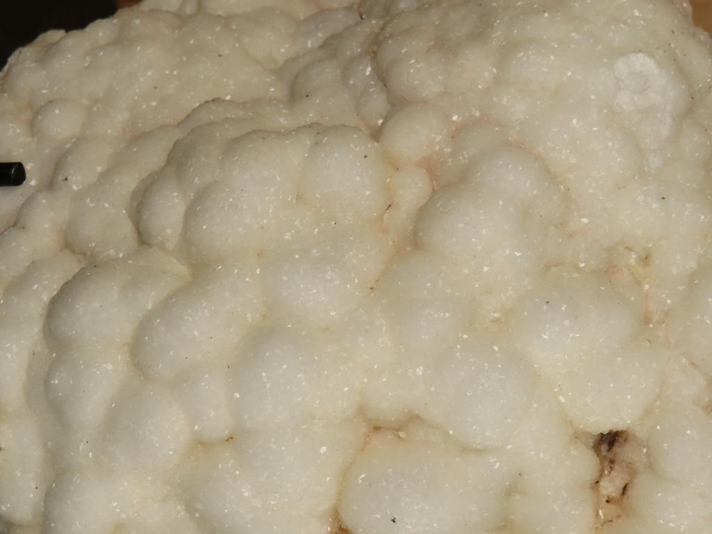 Beautiful Large White Calcite Crystal Cluster Formation on Cutbase w/Stand ROCKS&MINERALS