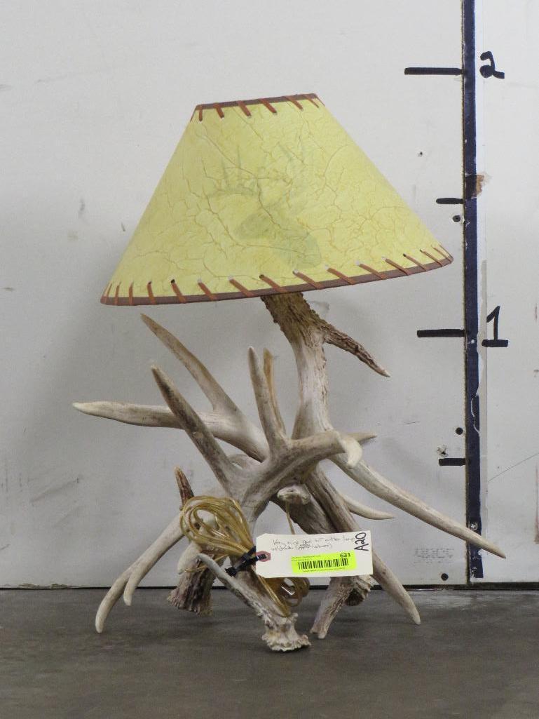 Very Nice Real Whitetail Antler Lamp w/Shade (needs upper hardware) DECOR