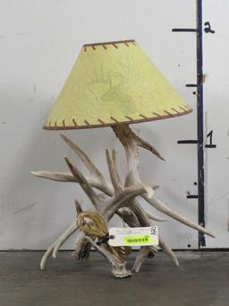 Very Nice Real Whitetail Antler Lamp w/Shade (needs upper hardware) DECOR