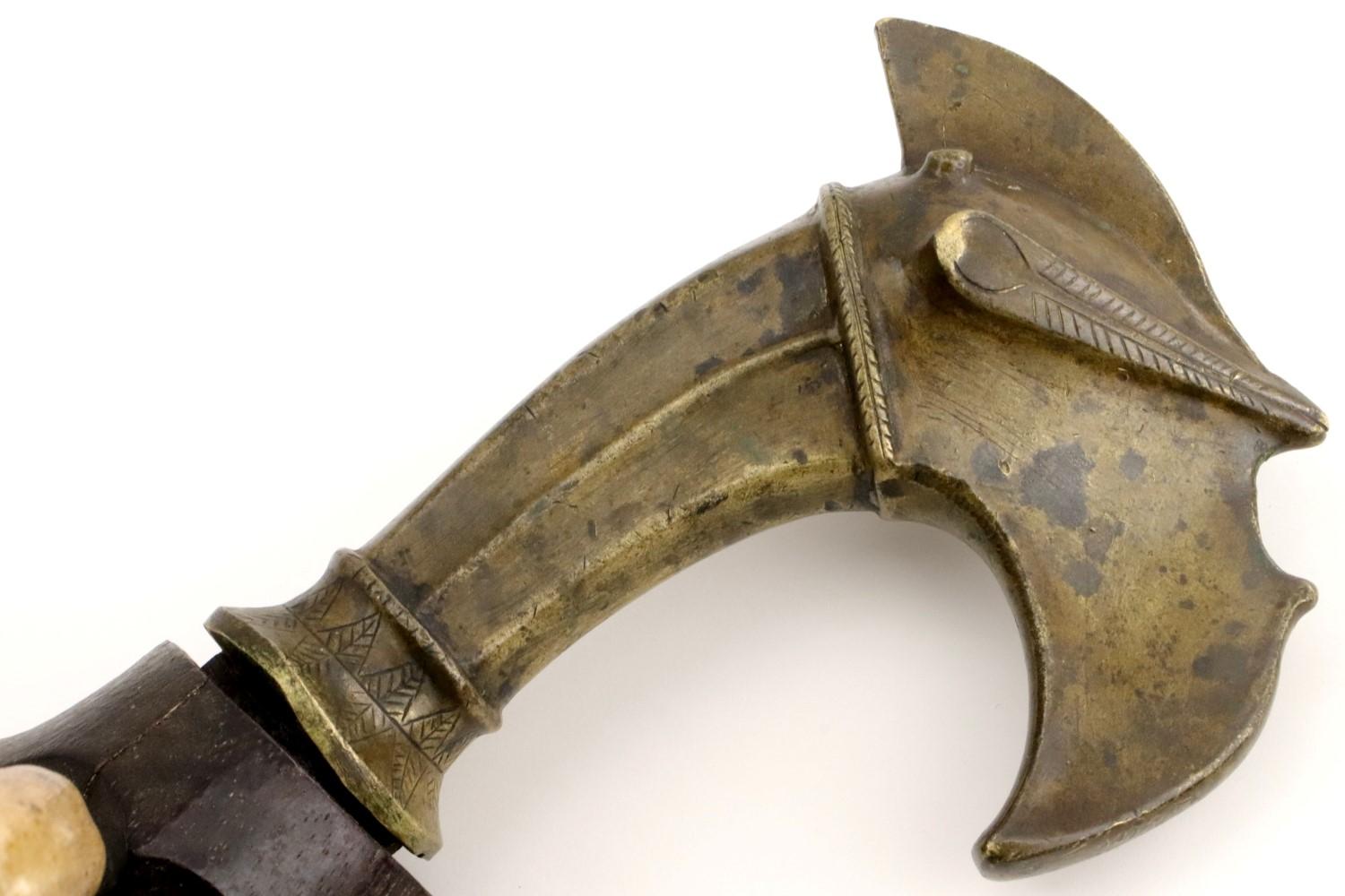 Very Rare 19th C. Indonesian Nias Sumatra BALATO Sword ~ Alligator Teeth Mounts ~ Museum Number on S