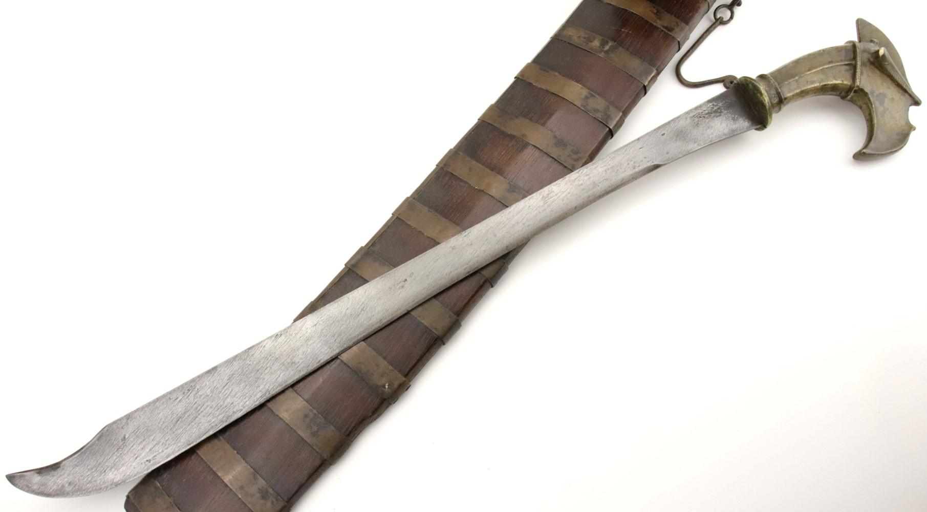 Very Rare 19th C. Indonesian Nias Sumatra BALATO Sword ~ Alligator Teeth Mounts ~ Museum Number on S