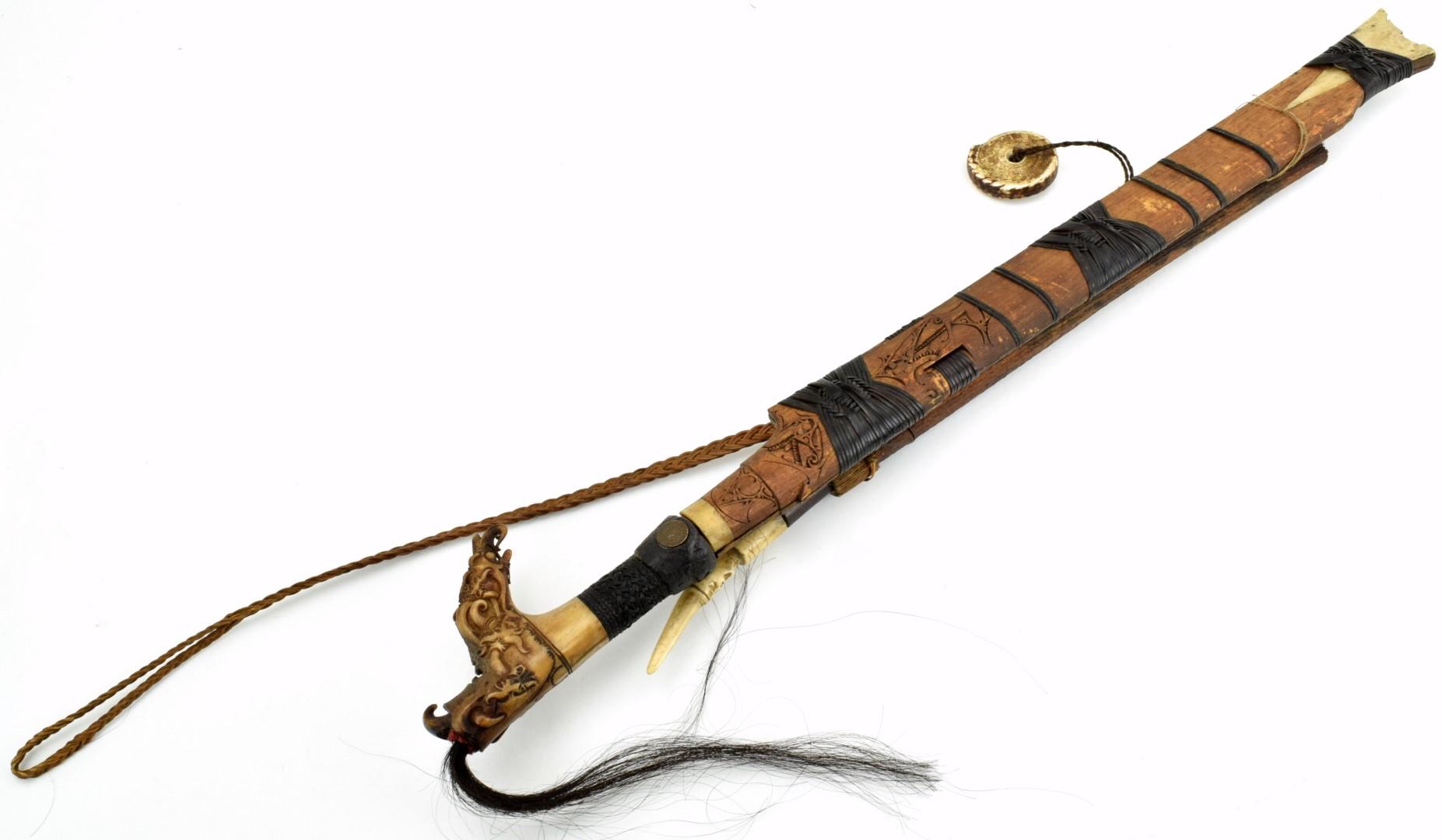 Fine 19th - early 20th C. Indonesian MANDAU Parang Ihlang Sword ~ Impressive Carved Grip & Gold Inla