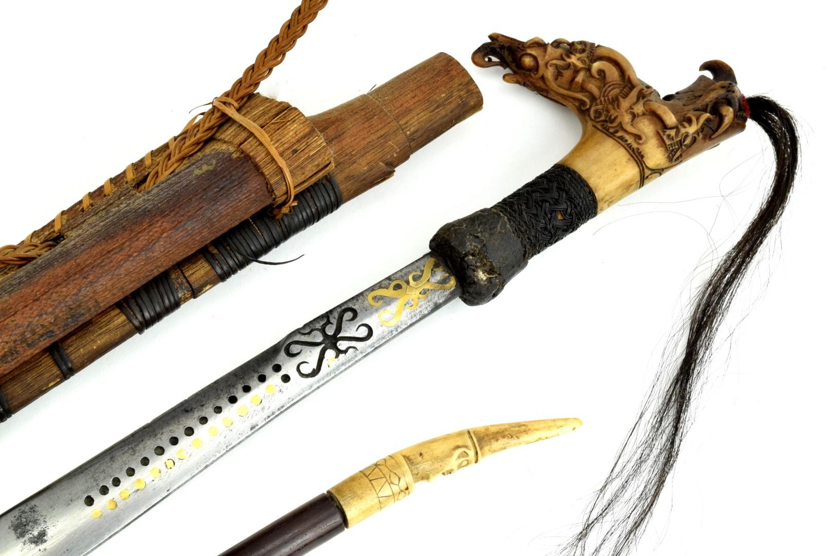 Fine 19th - early 20th C. Indonesian MANDAU Parang Ihlang Sword ~ Impressive Carved Grip & Gold Inla
