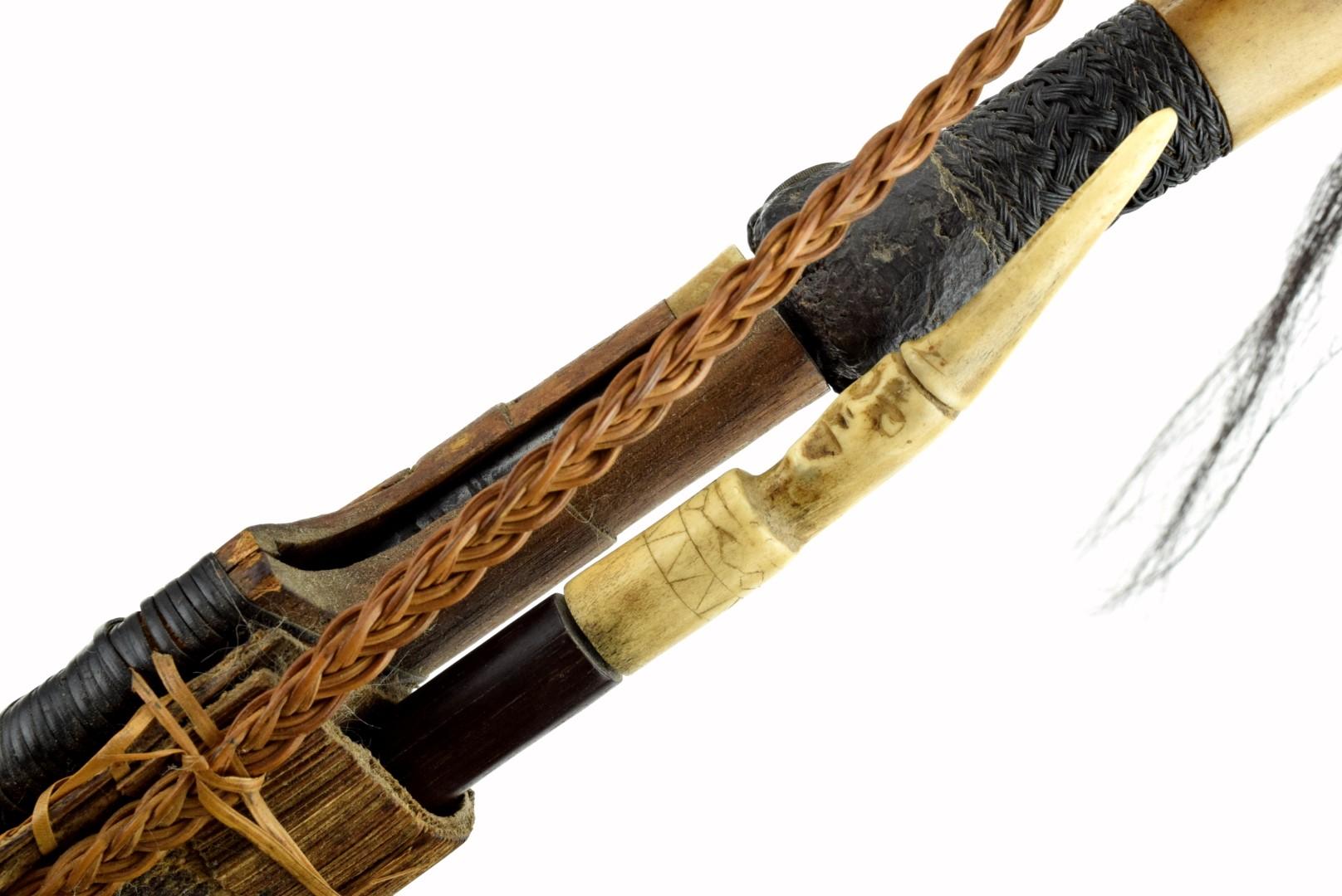Fine 19th - early 20th C. Indonesian MANDAU Parang Ihlang Sword ~ Impressive Carved Grip & Gold Inla