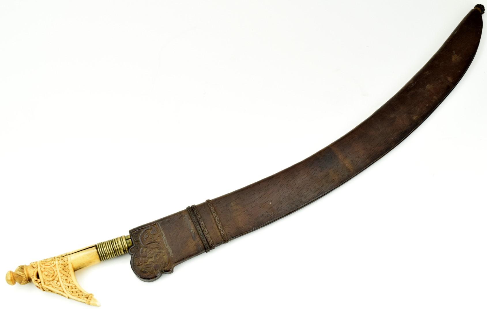 Scarce Early 20th C. Indonesian Borneo NIABOR Sword ~ Dayak Headhunters Tribe