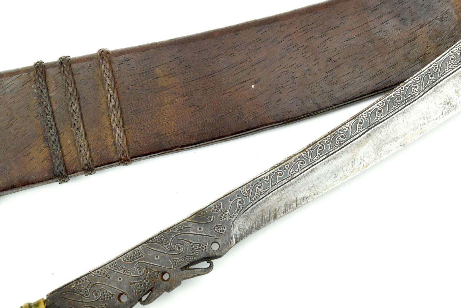 Scarce Early 20th C. Indonesian Borneo NIABOR Sword ~ Dayak Headhunters Tribe