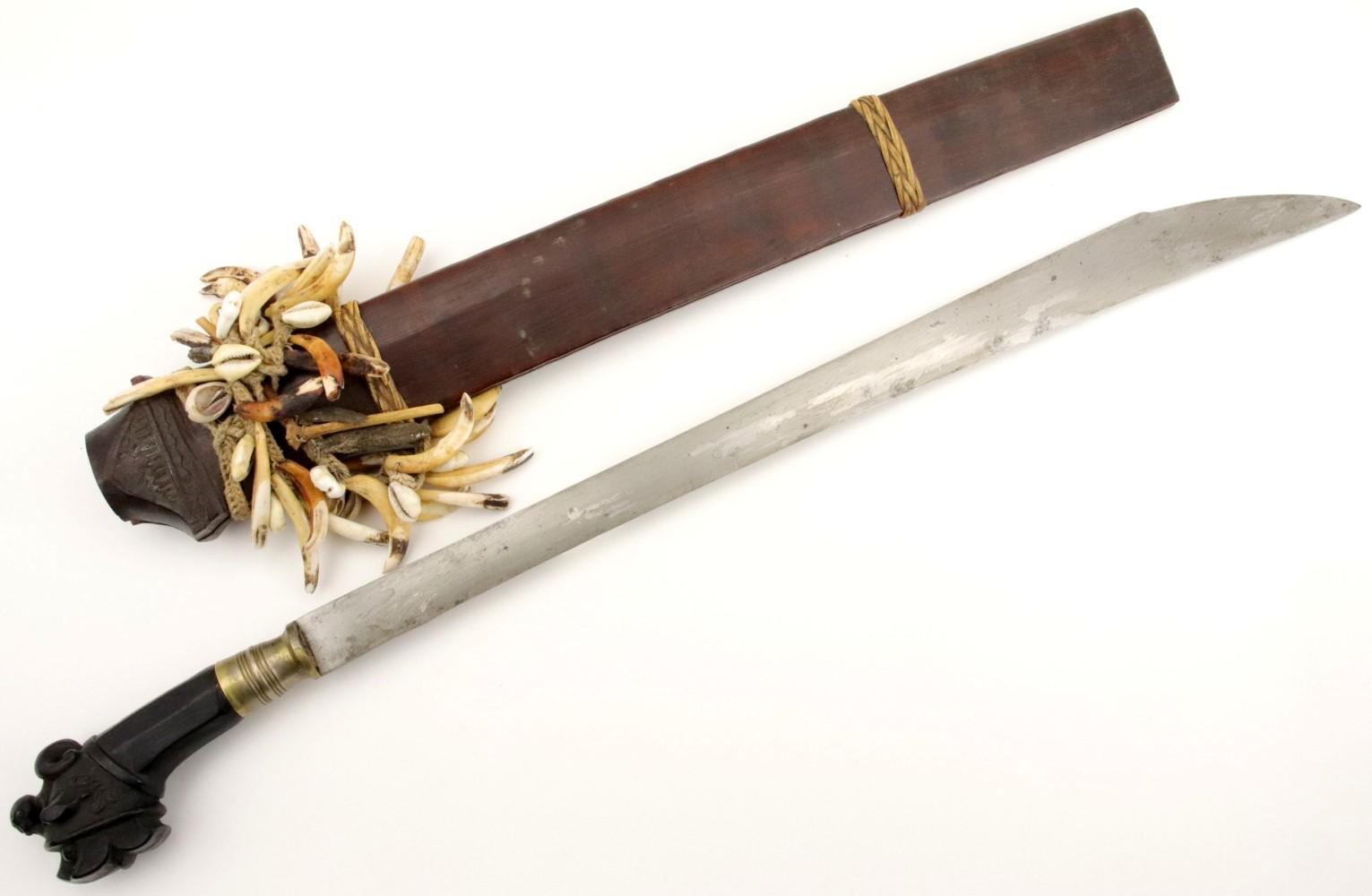 Rare 19th - early 20th C. Indonesian Nias BALATO Sword (telugu, balatu sebua) ~ Animal Teeth & Shell