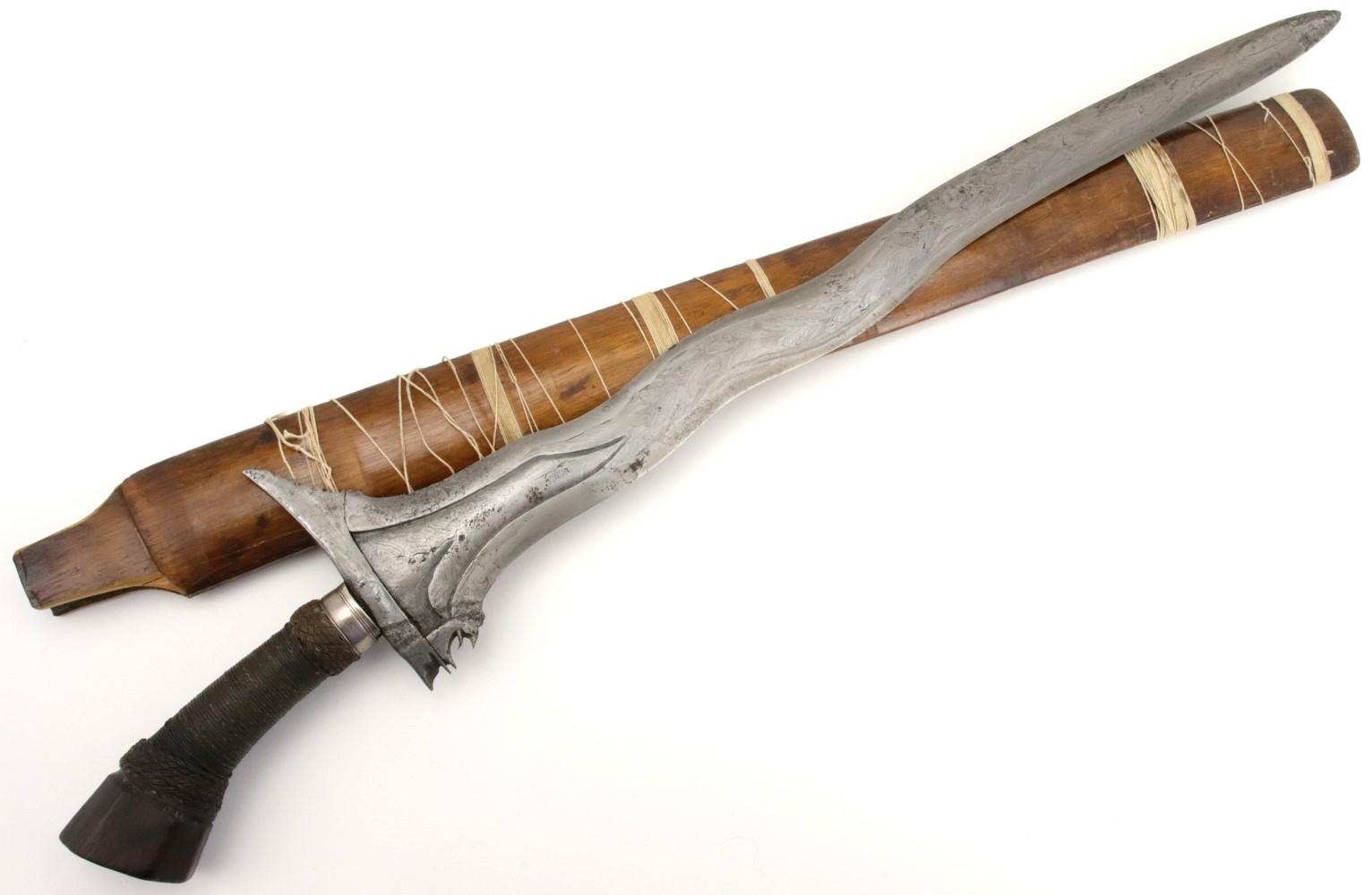 Rare 18th - early 19th C. Archaic Twistcore Damascus Philippine Moro KRIS Sword.