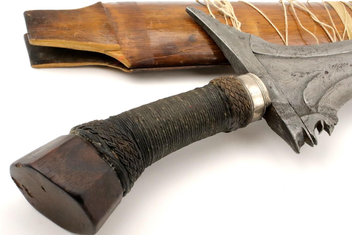 Rare 18th - early 19th C. Archaic Twistcore Damascus Philippine Moro KRIS Sword.