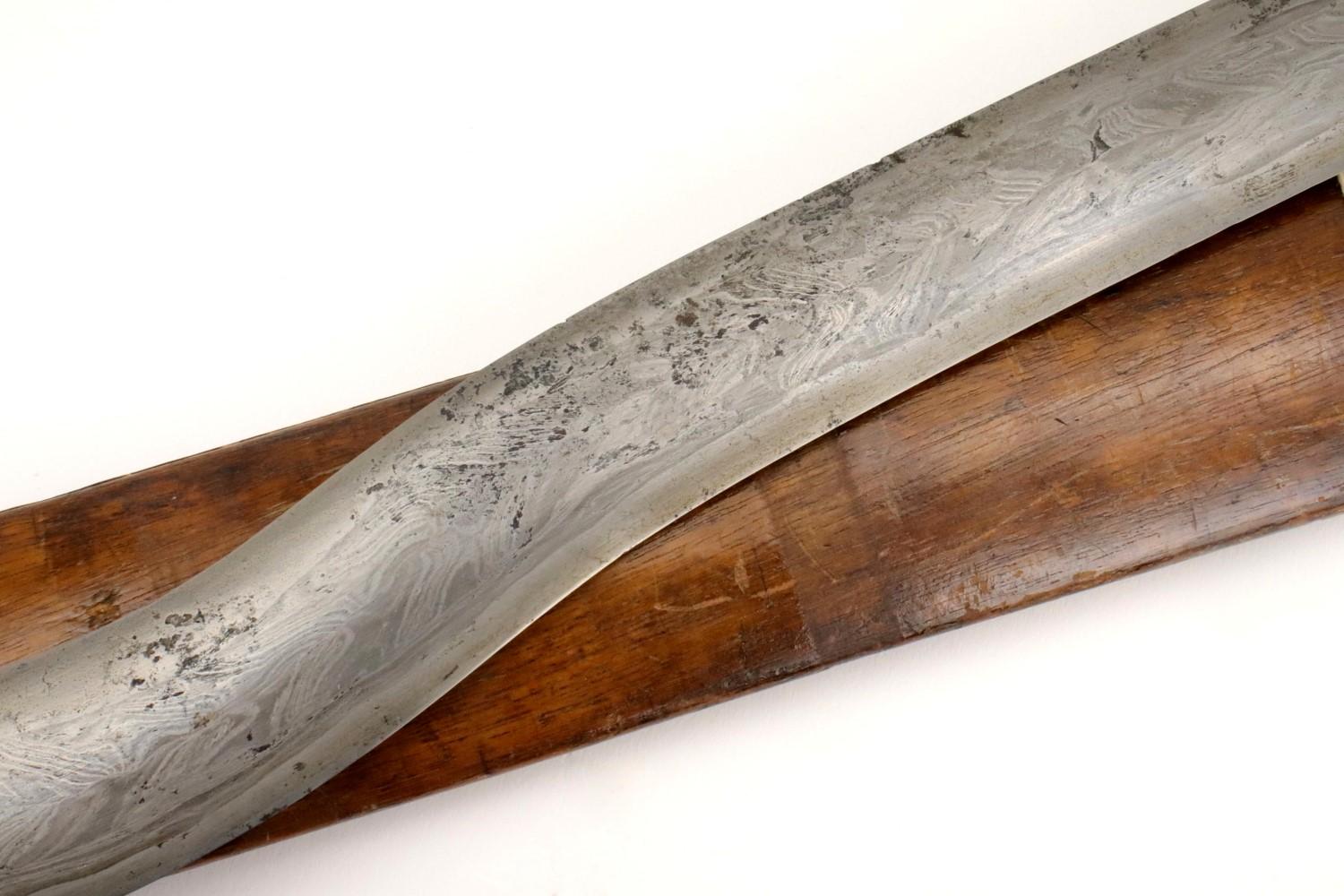 Rare 18th - early 19th C. Archaic Twistcore Damascus Philippine Moro KRIS Sword.