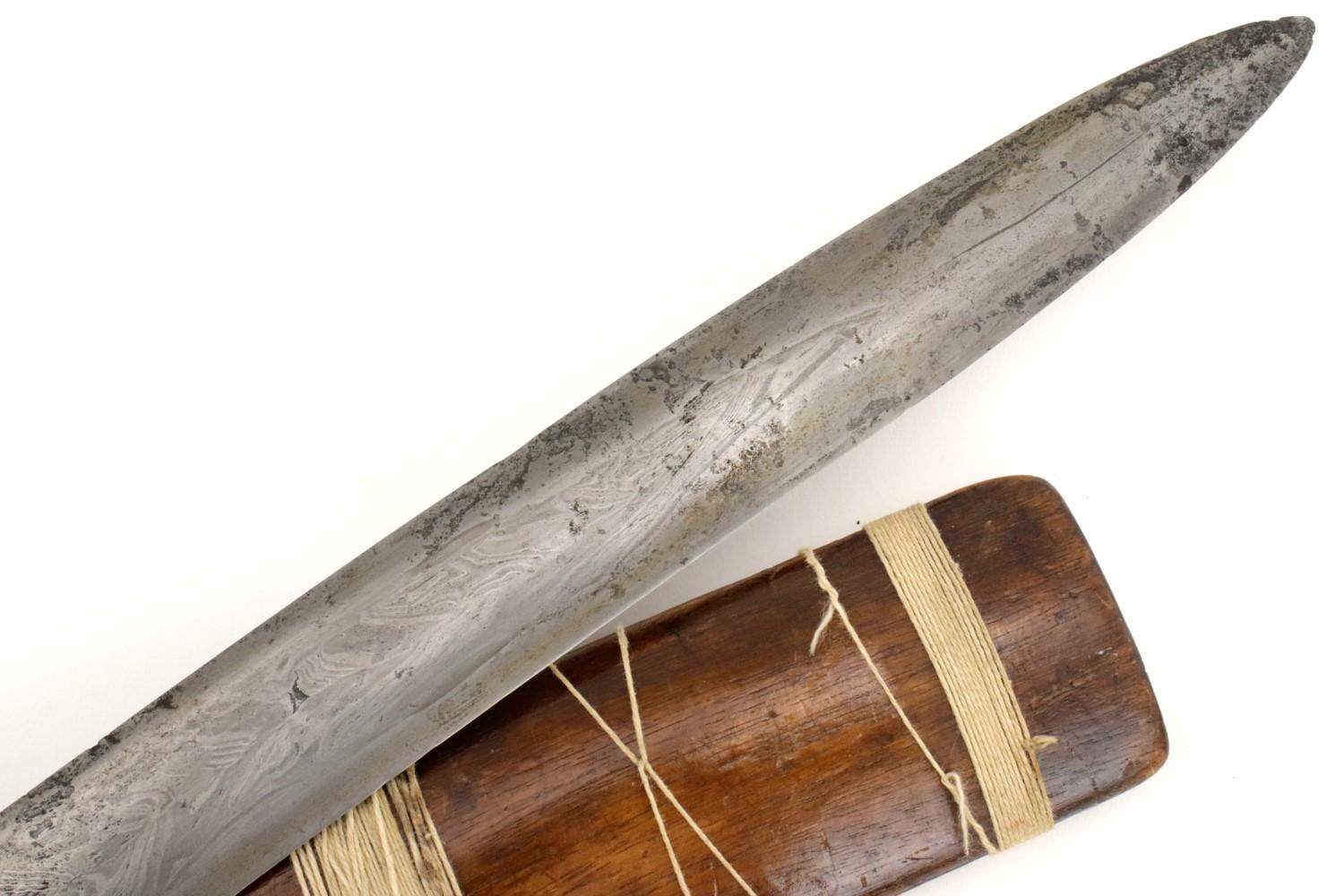 Rare 18th - early 19th C. Archaic Twistcore Damascus Philippine Moro KRIS Sword.