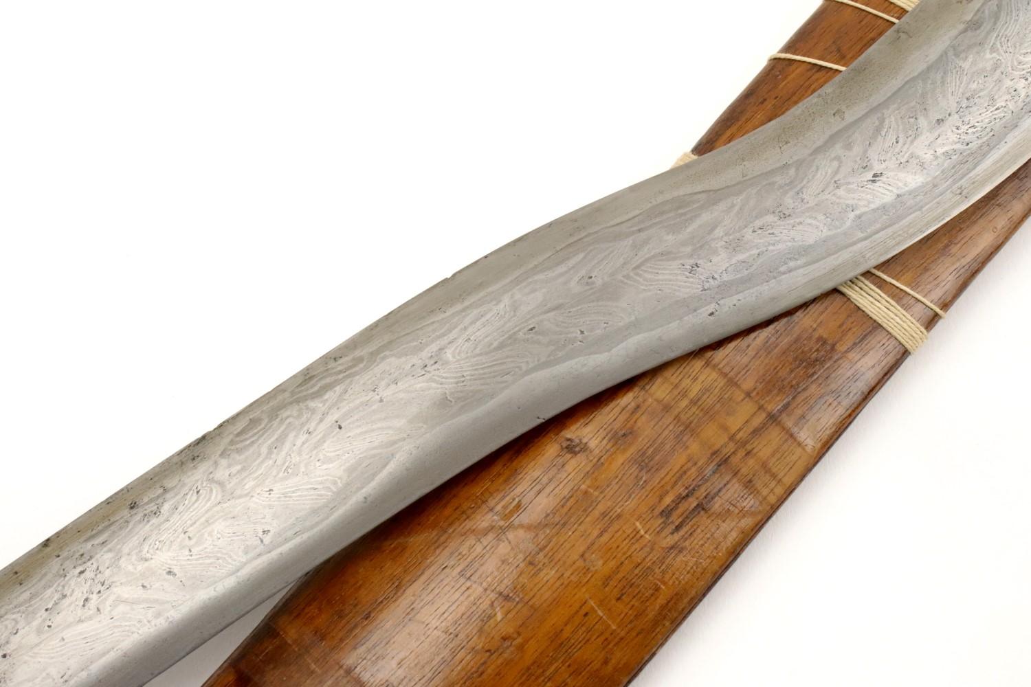 Rare 18th - early 19th C. Archaic Twistcore Damascus Philippine Moro KRIS Sword.