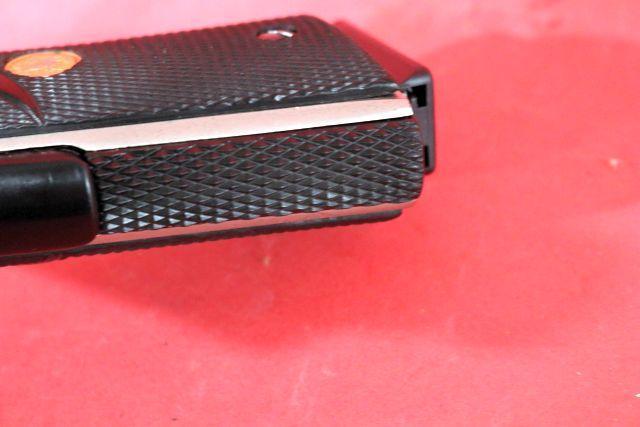 COLT COMBAT COMMANDER SERIES 45 SEMI AUTO PISTOL
