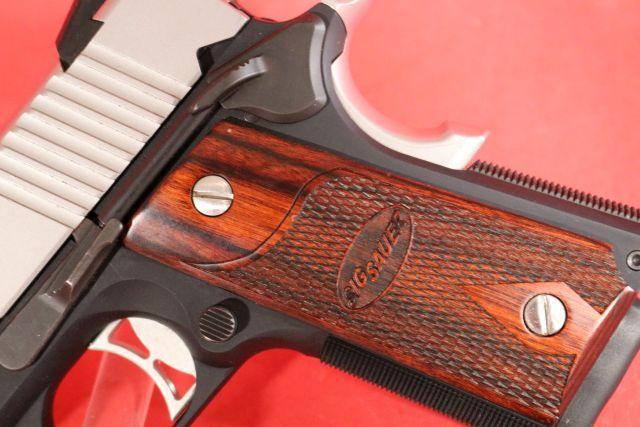 SIG SAUER ULTRA COMPACT 1911 .45 ACP PISTOL