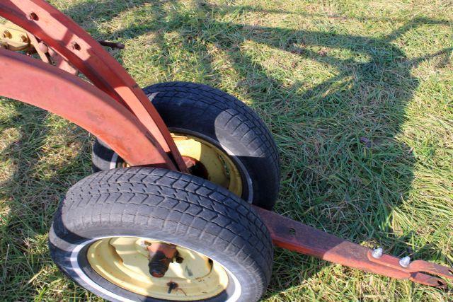 NEW HOLLAND ROLABAR 256 RAKE