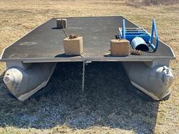 PONTOON DECK