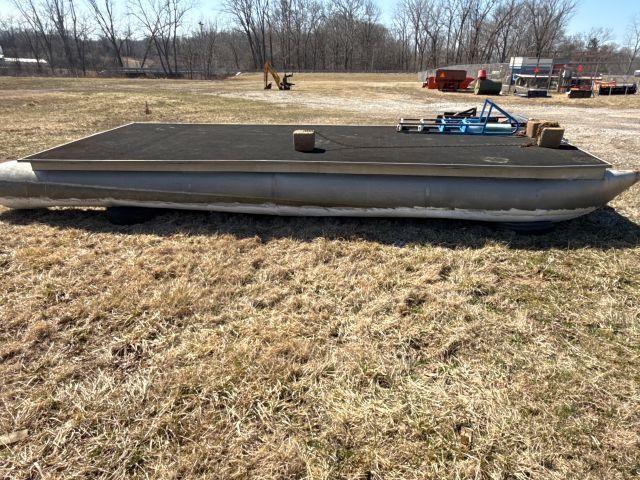 PONTOON DECK