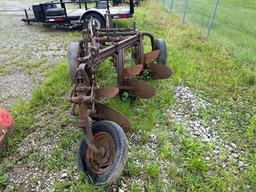 3 BOTTOM PLOW