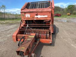 AVCO 456 ROUND BALER