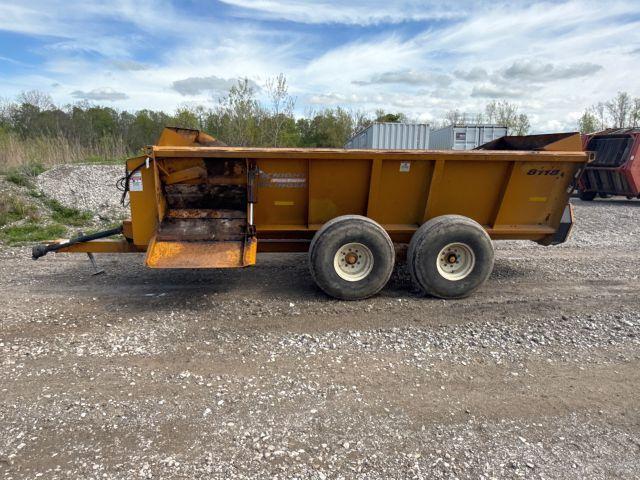 KUHN KNIGHT 8118 MANURE SPREADER