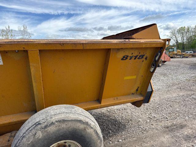 KUHN KNIGHT 8118 MANURE SPREADER