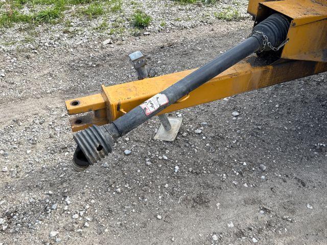 KUHN KNIGHT 8118 MANURE SPREADER