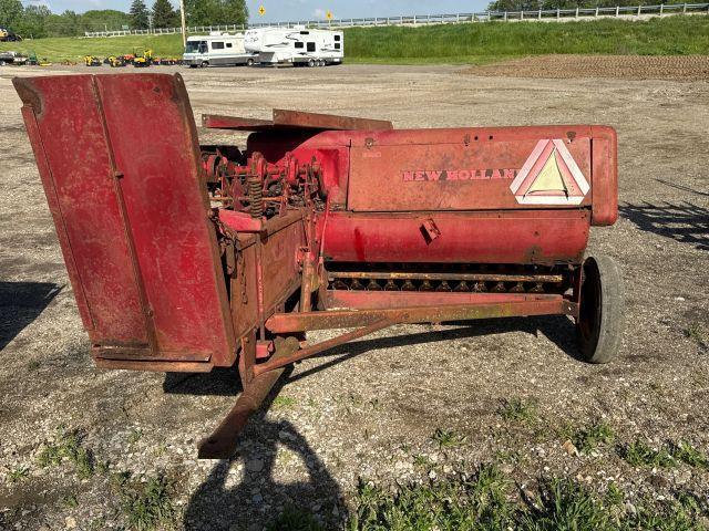 NEW HOLLAND BALER