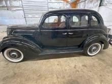 37 FORD HUMPBACK SEDAN