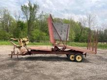 NEW HOLLAND 1030 BALE WAGON