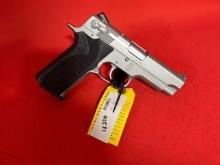 Smith & Wesson 1066 10mm