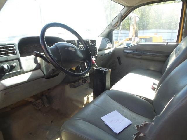 2004 FORD F650
