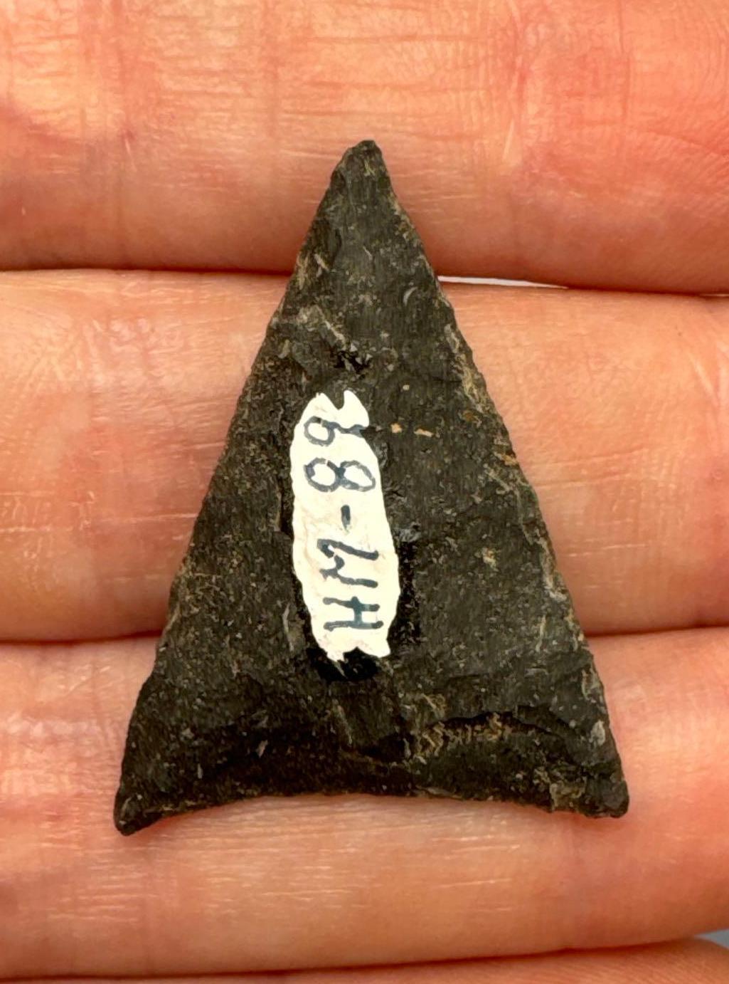 1 1/4" Black Chert Triangle Arrowhead, Found in PA/NJ/NY Tristate Area, Ex: Harry Mucklin, Lemaster,