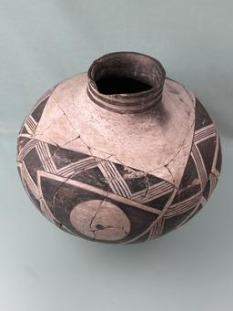 HIGHLIGHT 9"x11" Snowflake Black on White Olla Anasazi, Arizona, 95% Complete, Broken and Reglued