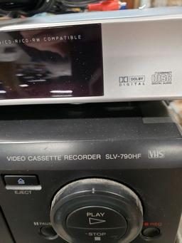 VHS AND DVD PLAYERS WITH REMOTES
