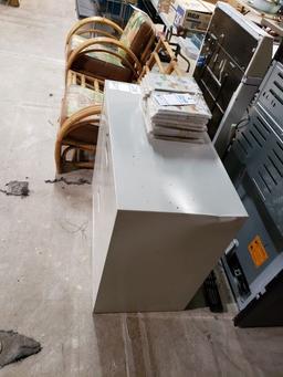 METAL 2 DRAWER LATERAL FILE CABINET