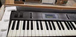 KORG X5 MUSIC SYNTHESIZER KEYBOARD