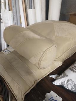 LOT OF THROW PILLOWS