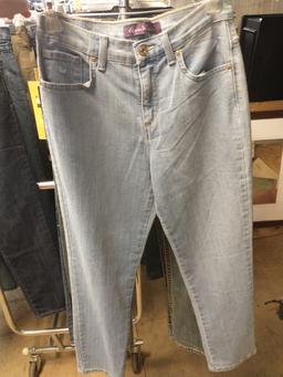 5 PAIRS OF WOMENS JEANS SIZE 4