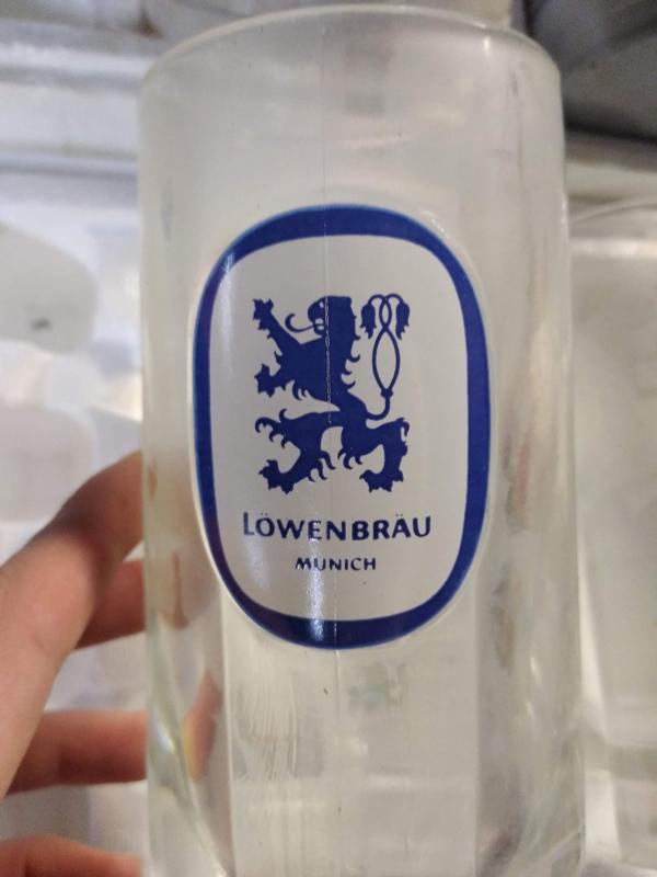 SET OF LOWENBRAU MUNICH MUGS