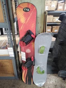 SET OF SNOW BOARDS