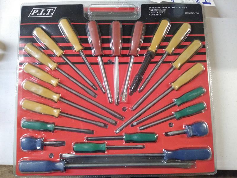 P.I.T. 22PC SCREW DRIVER SER #T27