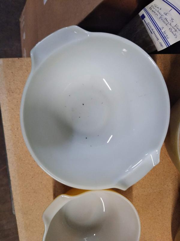 SET OF 3 VINTAGE ANCHOR HOCKING OVEN PROOF BOWLS