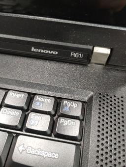 LOT OF 4 LENOVO THINK PADS L512 AND R61I