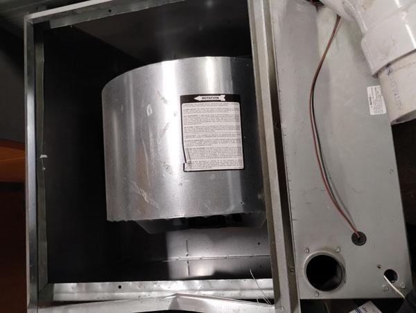RUUD A/C UNIT MODEL:13ACN60A01 - PHASE 3, 208/230VOLTS, 60 HERTZ