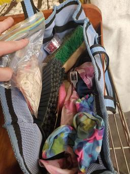 LOT OF HORSE SADDLE PADS WITH ASST HORSE BACK RIDING AND GROOMING ACCESSORIES