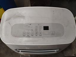 MAGNAVOX PORTABLE AIR CONDITIONER - MODEL P-08NPE