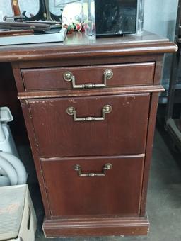 L SHAPE DESK 77" X 67"