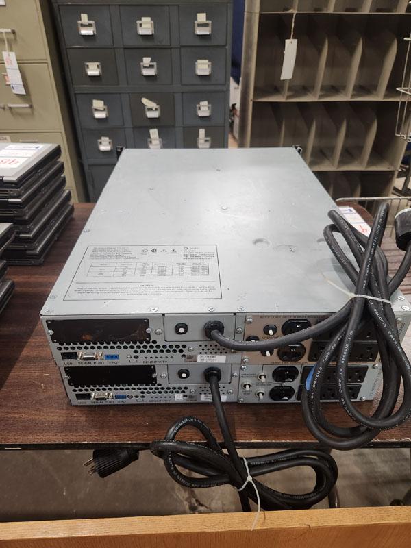 SET OF 2 APC SMART UPS 2200 - MODEL SUH2200RM2U