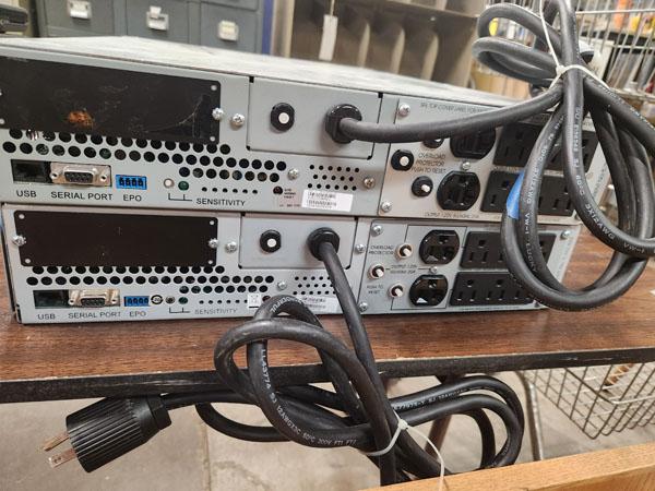 SET OF 2 APC SMART UPS 2200 - MODEL SUH2200RM2U