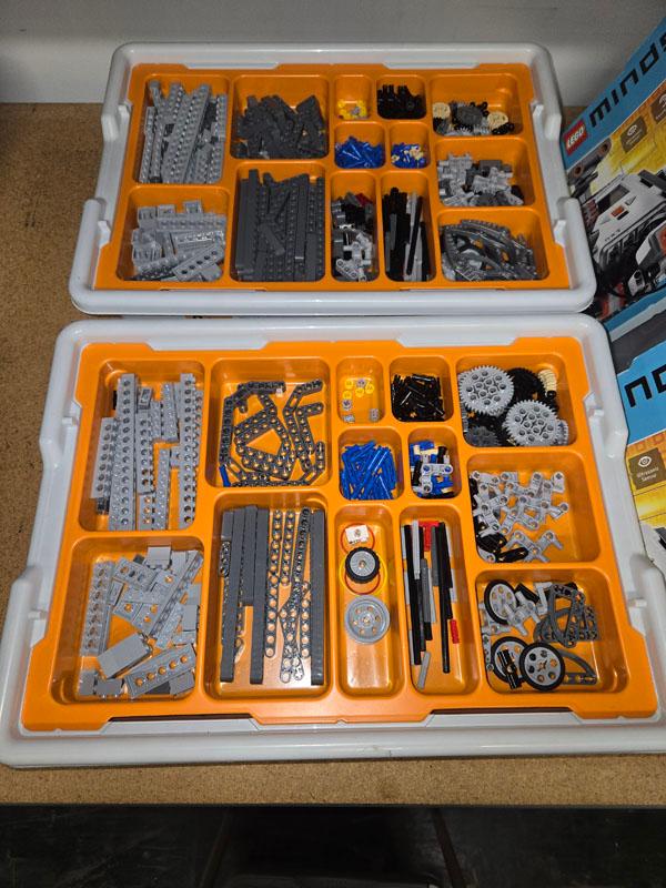 3 LEGO MINDSTORMS EDUCATION 9797 NXT BASE SETS - VERSION 95